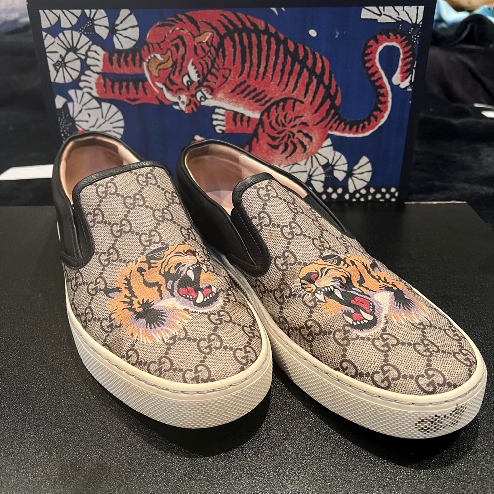Gucci GG Supreme Tiger Dublin Shoes